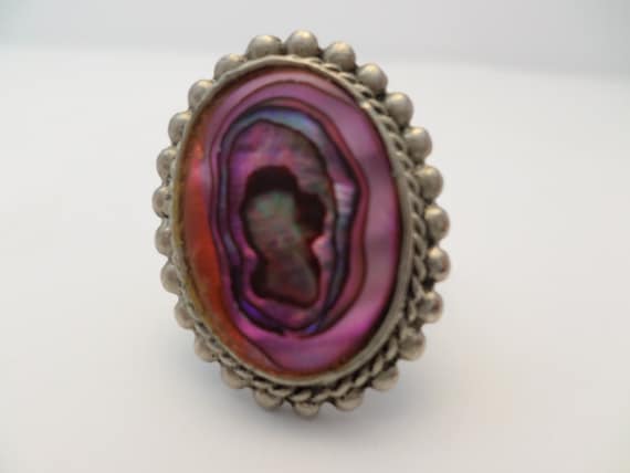 Pink dyed mother of pearl shell costume fashion ring vintage 70's adjustable Bohemian Chic