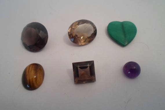 6 Gem Stones Topaz Brilliant Oval and Emerald shape 1 Cabacon Amythist Green agate heart Oval Tiger Eye Generous Carat sizes