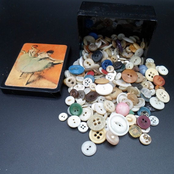 Vintage Buttons Assortment 60+ Year Collection in Cute Little Box