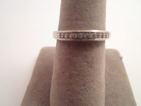 Antique Art Deco 14k White Gold and Diamond Band Stackable or Wedding Band Nice multiple Diamonds Sparkle Well. Sweetheart Gift size 6.5