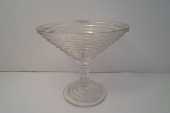 Manhattan Pattern Art Deco Depression 5.25 Bon Bon Candy Dish Champagne Glass Shape