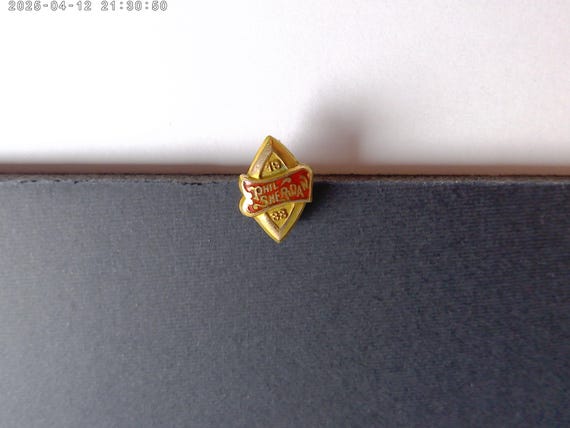 Antique pin from 1933 Phil Sheridan Chicago South Side School gold filled