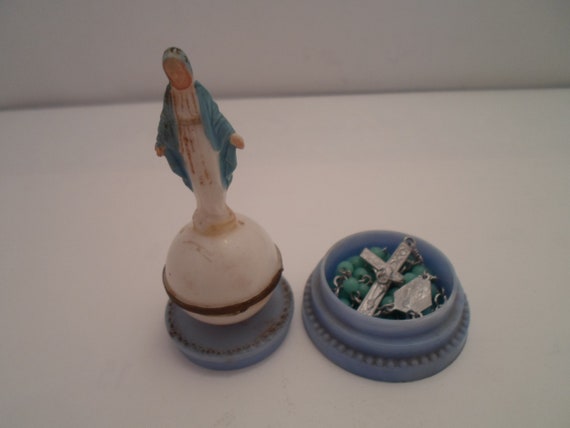 Vintage Mary Mother of Christ Immaculate Conception Mini Statue has Secret Compartment with Rosary inside rare to Find Made in Italy