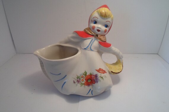 Antique Original Hull Little Red Riding Hood Batter Pitcher Stunning Condition not a reproduction Cottage Chic Farm House Ready