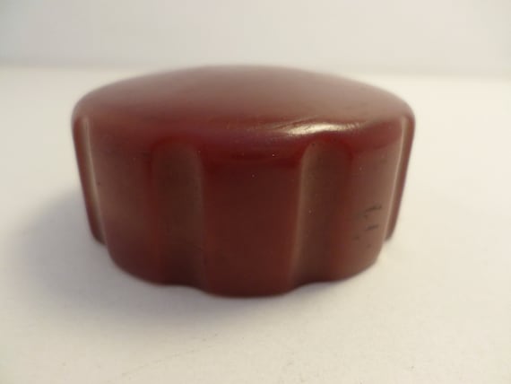 2 inch vintage deco water jar radiator bakelite cap in cranberry red