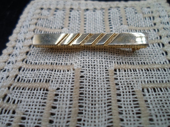 Vintage MCM Bar Pin Sleek Simple Smart Gold tone