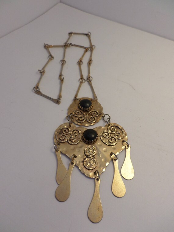 Vintage 80's Ethnic brass large necklace black stones dangles & shimmers