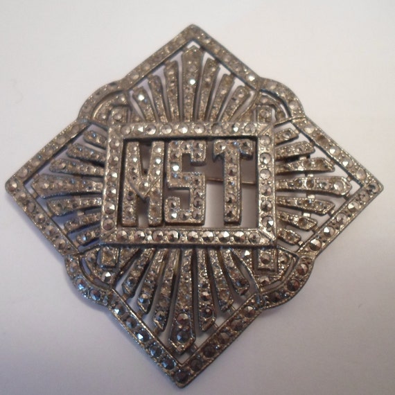 Vintage Art Deco Marcasite Pin Large 4 Corner Des… - image 1