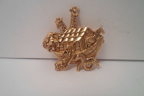 Vintage Arc of Animals Noah's Biblical Tale Brooch Pin Two by Two Giraffe,Zebra,Elephant Monkey Protect from Flood