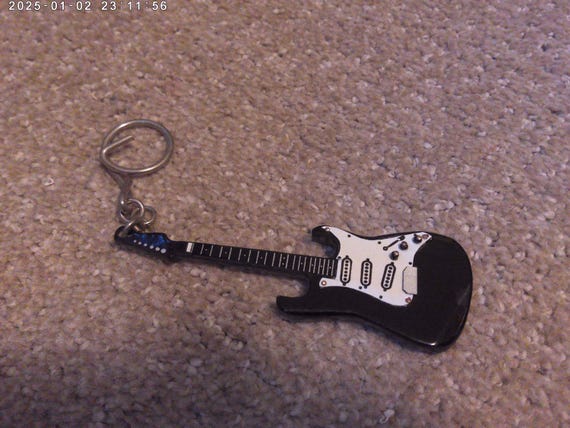 Vintage record store 80's 4" black guitar keychain
