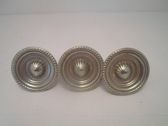 3 Pewter Silver Tone Metal Cabinet Drawer Door Hardware Pulls Bead Shell design Kitchen Bath or Chest