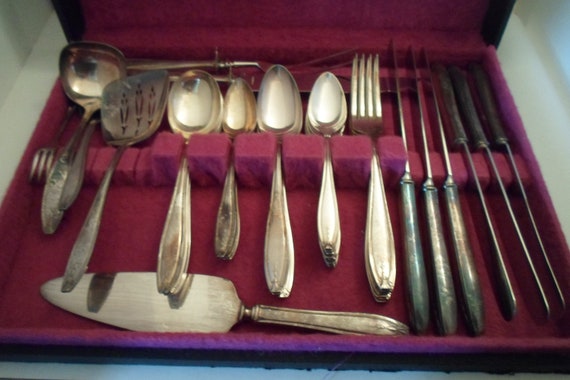 Vintage Silverplate Flatware Set R Wallace Antique Service with Serving Pieces & Carving Knife and Fork In Original Box Farm to Table