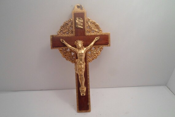 Vintage Gold Plated Cast Metal and Wood Filigree Crucifix 12"long 5"wide 2"thick Outstanding Cross of Christ Christian symbol