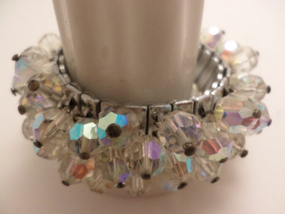 pretty faceted colorful auras on clear glass beaded braclet on strech band bracelet 50's