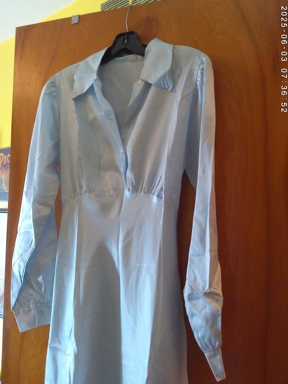 Vintage 50's satin sky-blue long nightgown night dress pin-up girl size34 fits Small 34 bust