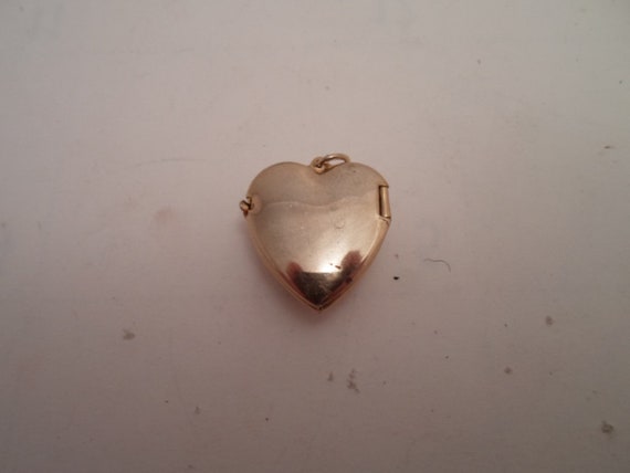 Vintage Locket Heart Shaped Portrait Photo Pictur… - image 3