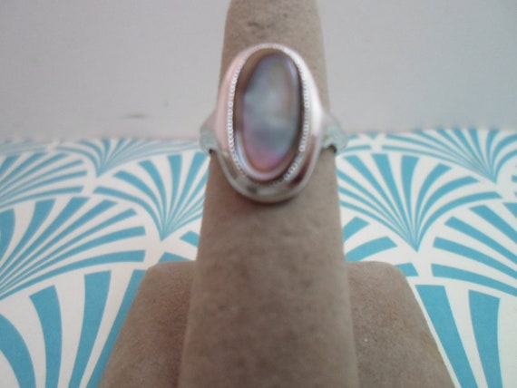 Vintage Mother of Pearl Abalone Silver tone Ring Avon