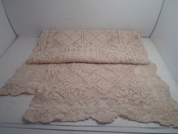 Antique Art Deco Mondao Needle Work Long Piano Scarf Table Runner Dresser Top Beautiful Pattern Cottage ready