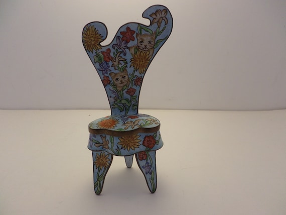 Vintage 70's copper enamel hand painted trinket box chair cat in flower field