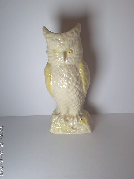 Vintage 7th mark Belleek Ireland owl vase 80-92 era stamp tan lovely sheer cream and yellow tones fine bone china