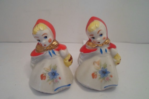 Antique Vintage Original Hull Little Red Riding Hood 3.50" Salt and Pepper Shakers Unusual Blue Flower on Front Farm House chic Cottage