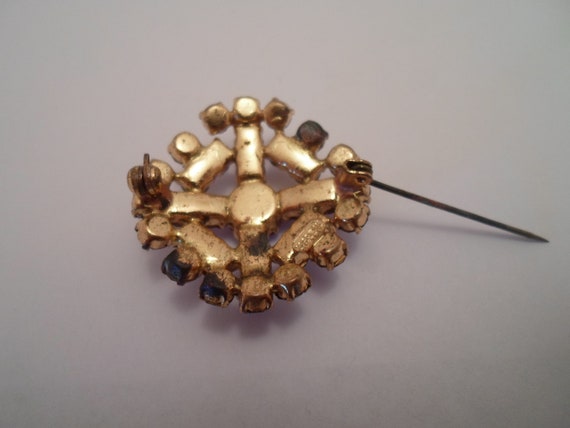 Vintage Austrian Crystal Stunning Brooch Pin Garn… - image 6