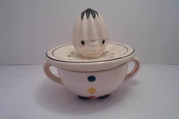 Vintage 1930 Ceramic Clown Juice Reamer Orange Lemon Citrus Breakfast Table Ready Farm to Table Juice Nice Bar item