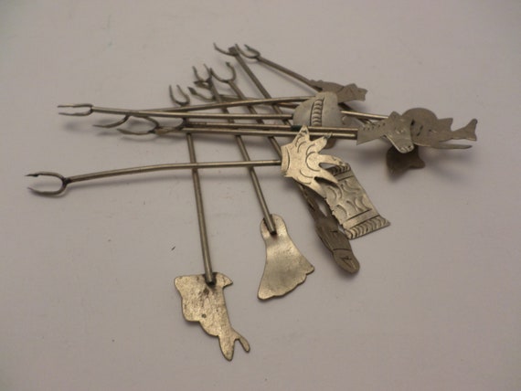 Vintage 50's Mexico milagro charm hor d'oeuvre appetizer picks alpaca