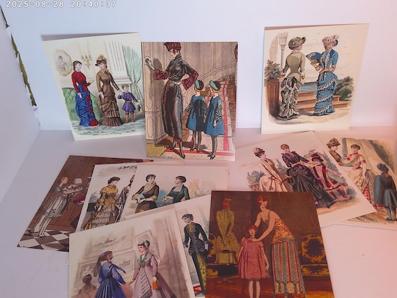 14 postcards that are reproductions of early vintage fashion photos. They were in boxes in the 90's in restaurants