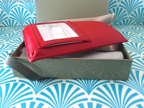 Levenger Charry red pebbled leather passport,ID, credit card wallet new in box