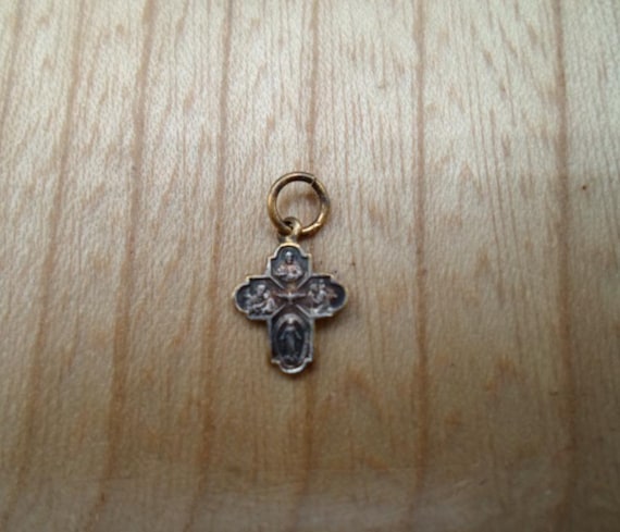 Vintage 4 Way Scapular Medal Miniature Tiny 40's Era Soldiers Cross Rare Size