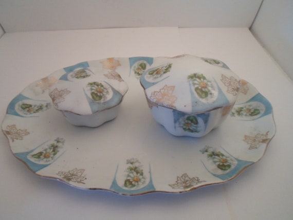 Vintage 1910's Prussian Vanity Tray 2 Matching Covered Jars Daisies Gold Leaf marked Prussia Original Price Tag as is