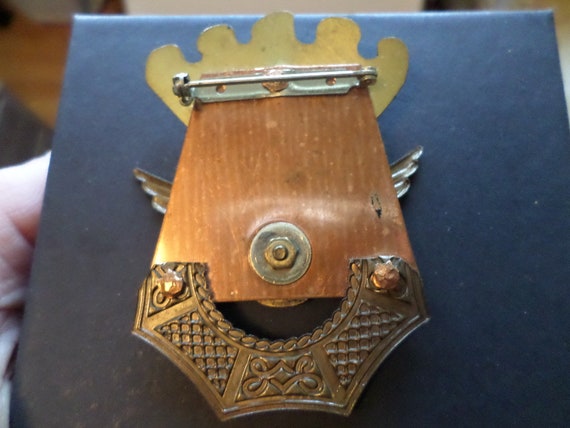 vintage 90's Folk Art guitar pin brooch Gibson st… - image 3