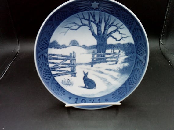 Bing & Grondahl Collector plate Hare in Winter 1971 Royal Copenhagen