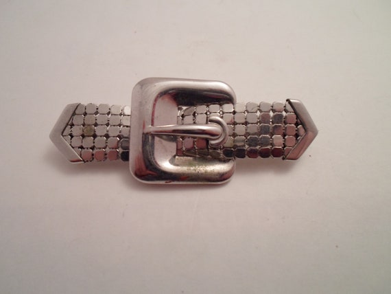 Vintage 1960 Mid Century Mesh Belt Buckle Pin Brooch Bar Pin unusual Cool Bright Silver Chrome Art Deco Design