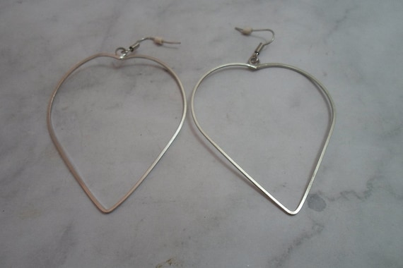Vintage 1990's Heart Earrings Thin Airy Delicate 3"long Cool