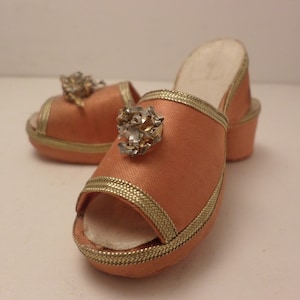 Vintage collectable MCM satin slippers sandals 1950&#39;s 4&quot;