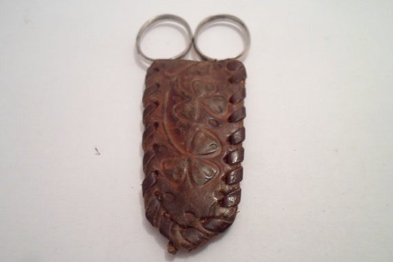 Antique Vintage Baby Scissors with Blade Guard in Tooled Leather Case Hand Made Engraved Schamrocks Irish Ireland 3"