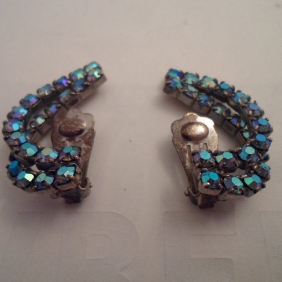 Vintage Mid Century Blue Rhinestone Climbing Clip Earrings Adorable