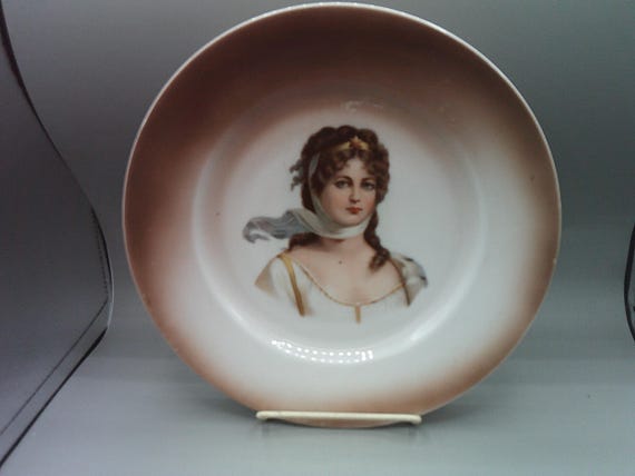 Antique Portrait Plate Victorian Lady Marked CT Altwasser Bird Beautiful Lady Piercing Eyes 1890