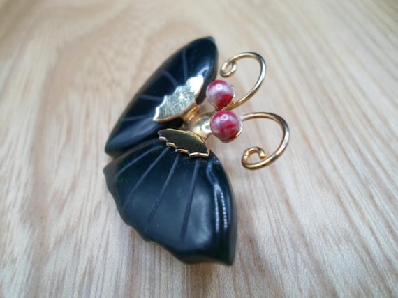 Vintage Black Nephrite Black Jade Butterfly Pendant Brooch Red Coral Eyes Gold Tone Body