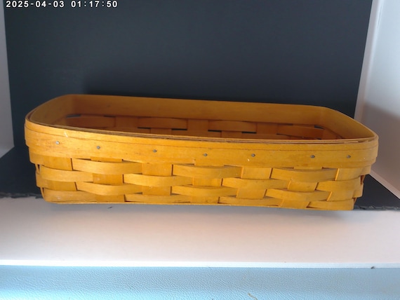 Vintage 1997 Longaberger breadbasket 14" long 3.5" high classic