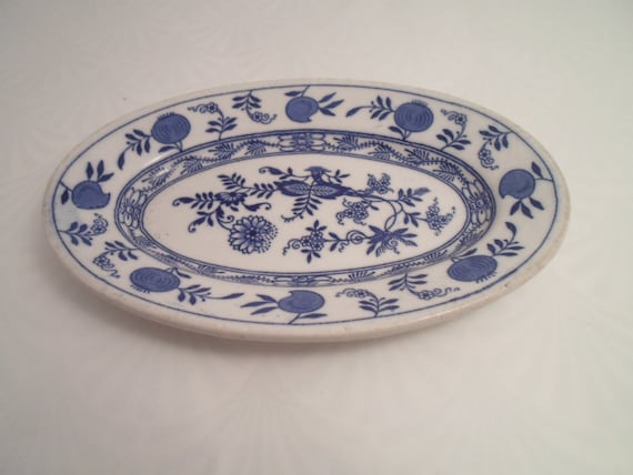 Vintage Blue Onion Small Oval Deep Plate Albert Pick Chicago Restaurant Ware made in England