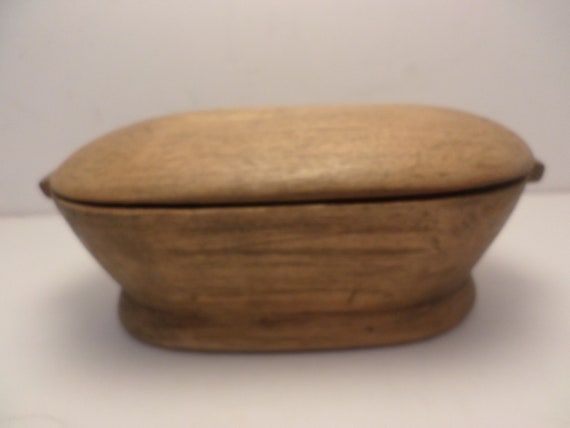 Antique hand carved from one piece of wood primative covered bowl folk art tramp art