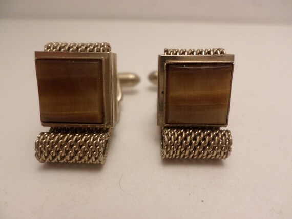 Vintage 60's cufflinks tiger's eye set in gold tone metal, mesh drop down oer toggle nice!