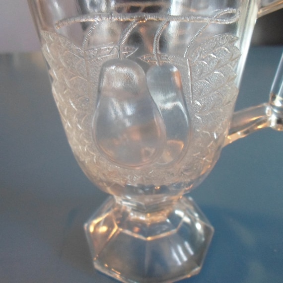 Antique Vintage American Pattern Glass Pear Creamer Age of Innocence Beauty
