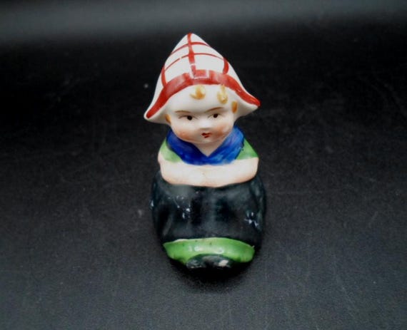 Occupied Japan Vintage Sitting Figure Cute Dutch German Winged Hat Bonnet Single Shaker Early Mark