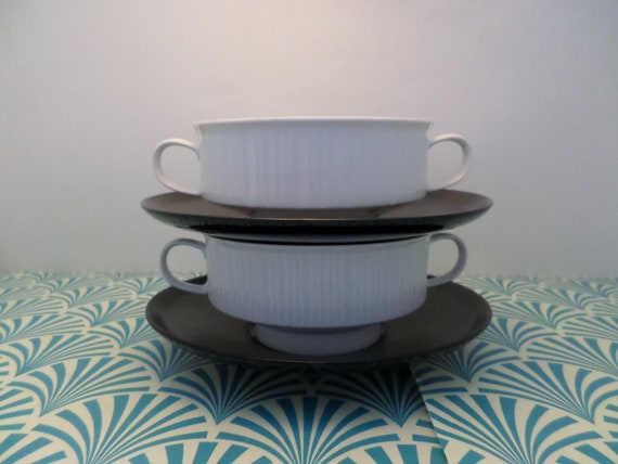 4 Pc soup and saucer MCM Finland Tapia Wirkkala modernist design black & white Rosenthal Germany Studio-line porcelaine noire