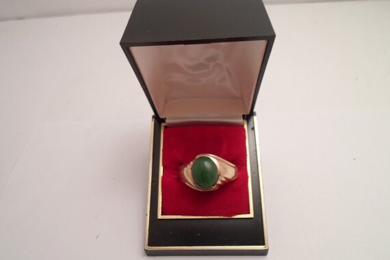 Vintage Art Deco 10k Jade Soapstone Gold Ring Size 11 Marked Coronation 10k