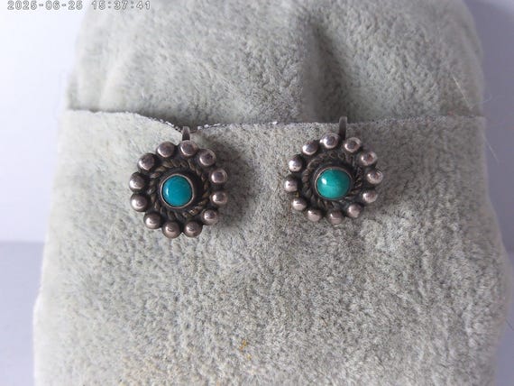 Vintage 50's screw back earrings Sterling and Turquoise flower Mexican souvenir